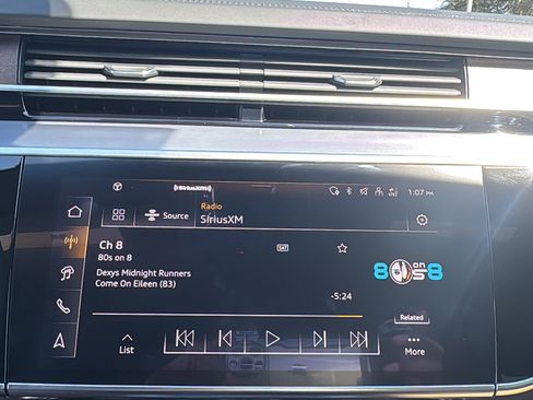 Used 2025 Audi A8 L 3.0T image 18