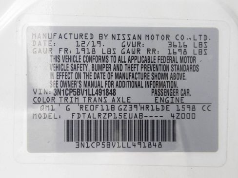 Used 2020 Nissan Kicks S FWD image 33