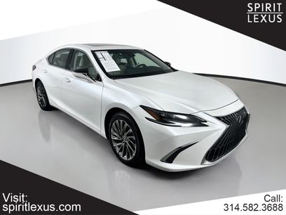 Certified 2025 Lexus ES 300h Ultra Luxury w/ Accessory Package (Z2)