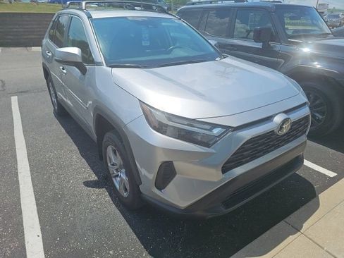 Certified 2025 Toyota RAV4 XLE w/ Convenience Package AWD/4WD image 17