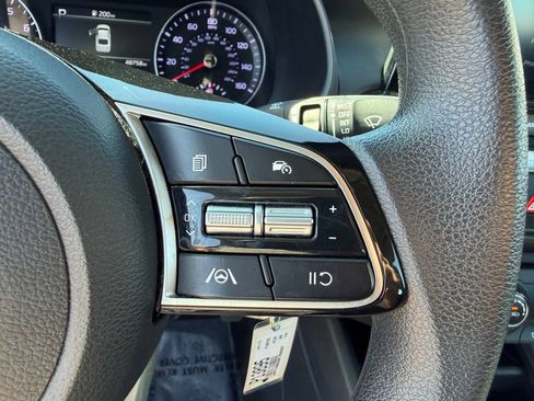 Used 2024 Kia Forte LXS FWD image 23