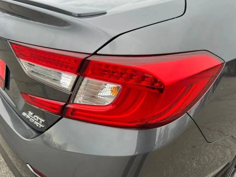 Used 2019 Honda Accord Sport image 33