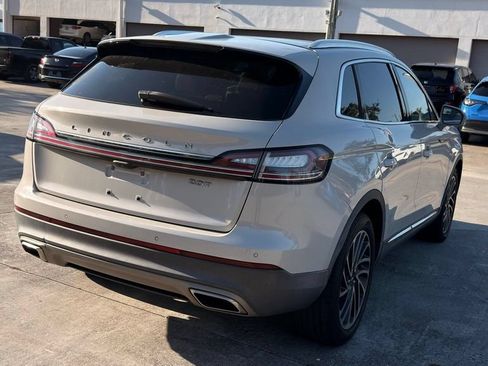 Used 2019 Lincoln Nautilus Reserve FWD image 11