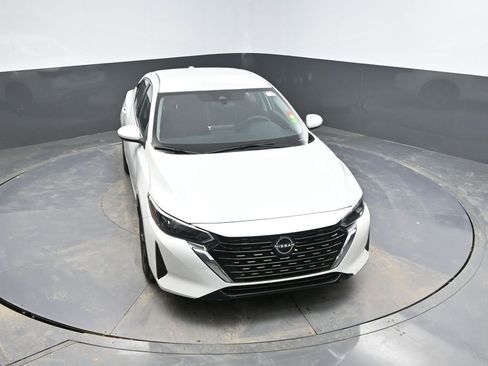 Used 2024 Nissan Sentra SV image 23