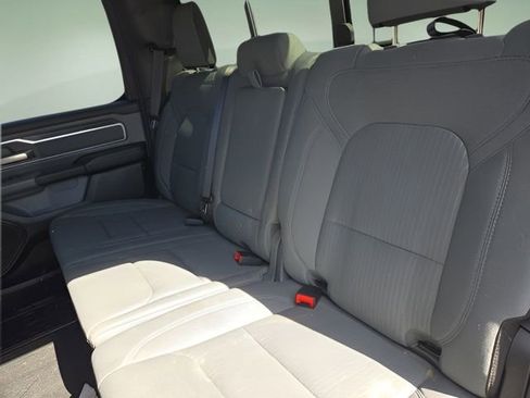 Used 2022 RAM 1500 Big Horn image 32
