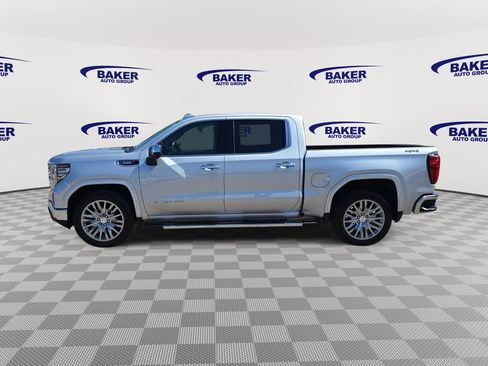 Certified 2022 GMC Sierra 1500 SLT w/ SLT Premium Plus Package AWD/4WD image 8