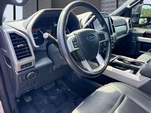 Certified 2022 Ford F350 Lariat w/ Tremor Off-Road Package AWD/4WD image 32