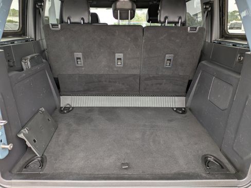 Used 2021 Ford Bronco Badlands image 12