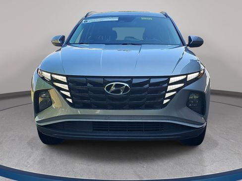 Used 2023 Hyundai Tucson SEL w/ Convenience Package AWD/4WD image 2