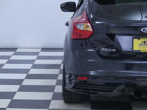 Used 2014 Ford Focus ST w/ Equipment Group 202A image 29
