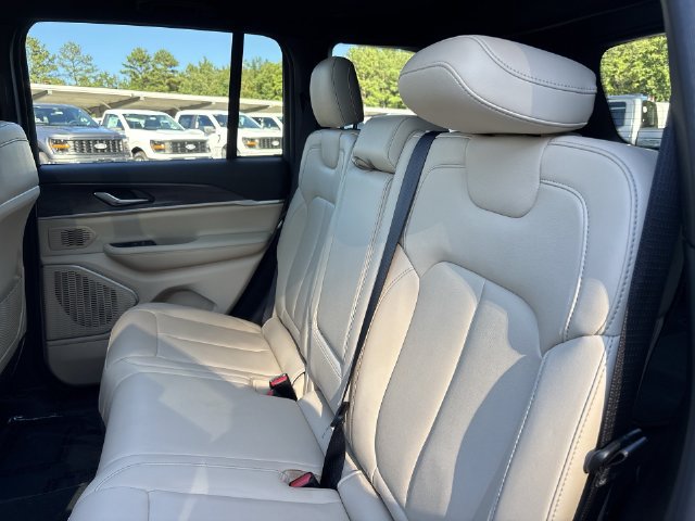 Used 2024 Jeep Grand Cherokee Limited 4xe AWD/4WD image 22