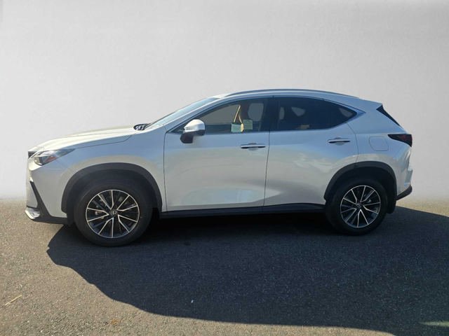 Used 2025 Lexus NX 250 FWD w/ Accessory Package (2T) image 6
