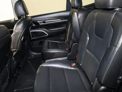 Used 2021 Kia Telluride S image 25
