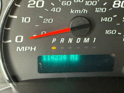Used 2015 Chevrolet Express 2500 RWD image 24