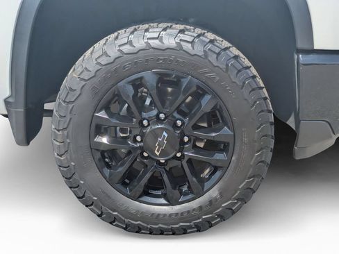 Used 2025 Chevrolet Silverado 2500 LT w/ Trail Boss Package AWD/4WD image 58
