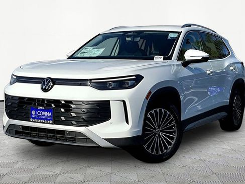 New 2026 Volkswagen Tiguan S image 3