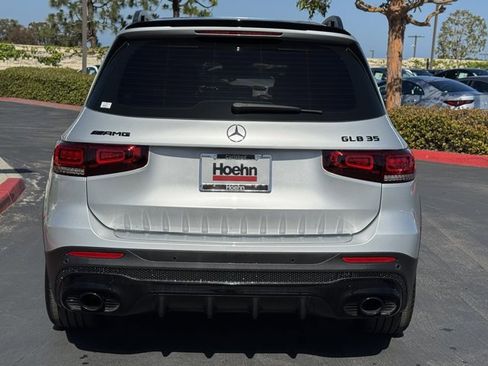 Used 2022 Mercedes-Benz GLB 35 AMG 4MATIC image 12