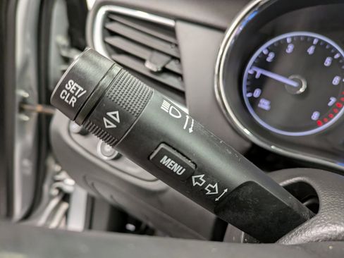 Used 2022 Buick Encore Preferred w/ Safety Package image 18