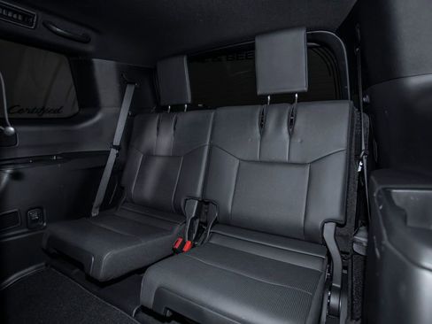 Used 2024 Lexus GX 550 w/ Cold Area Package image 21