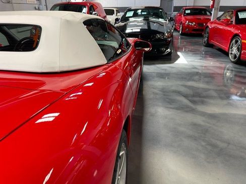 Used 2001 Chevrolet Corvette Convertible RWD image 11
