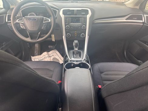 Used 2014 Ford Fusion SE image 13