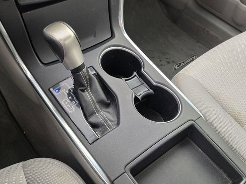 Used 2015 Toyota Camry LE FWD image 20