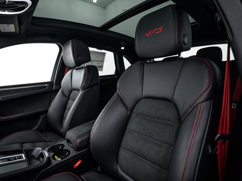 New 2026 Porsche Macan GTS AWD/4WD image 24