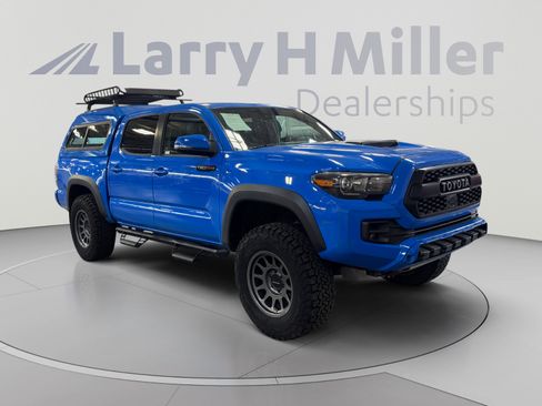 Used 2019 Toyota Tacoma TRD Pro AWD/4WD image 7