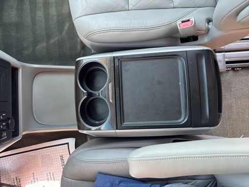 Used 2016 Toyota Sienna XLE FWD image 28