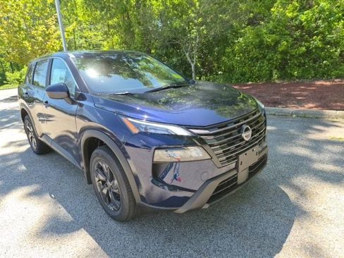 New 2026 Nissan Rogue SV AWD/4WD image 4