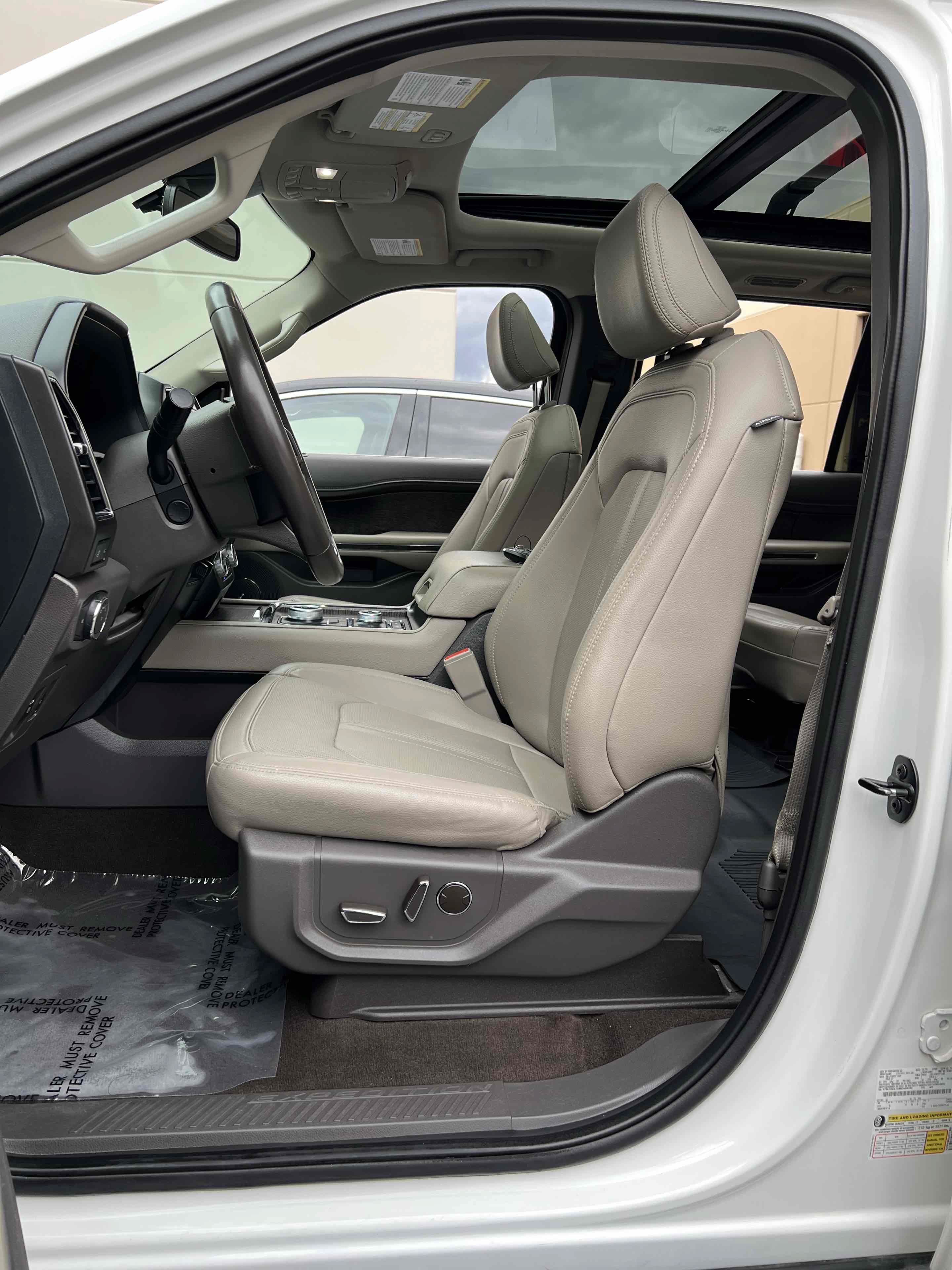 Used 2021 Ford Expedition Limited AWD/4WD image 53