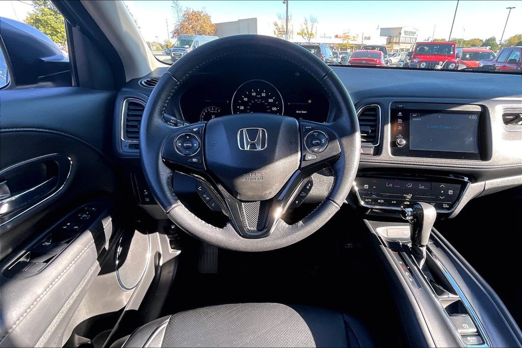 Used 2020 Honda HR-V Touring image 4