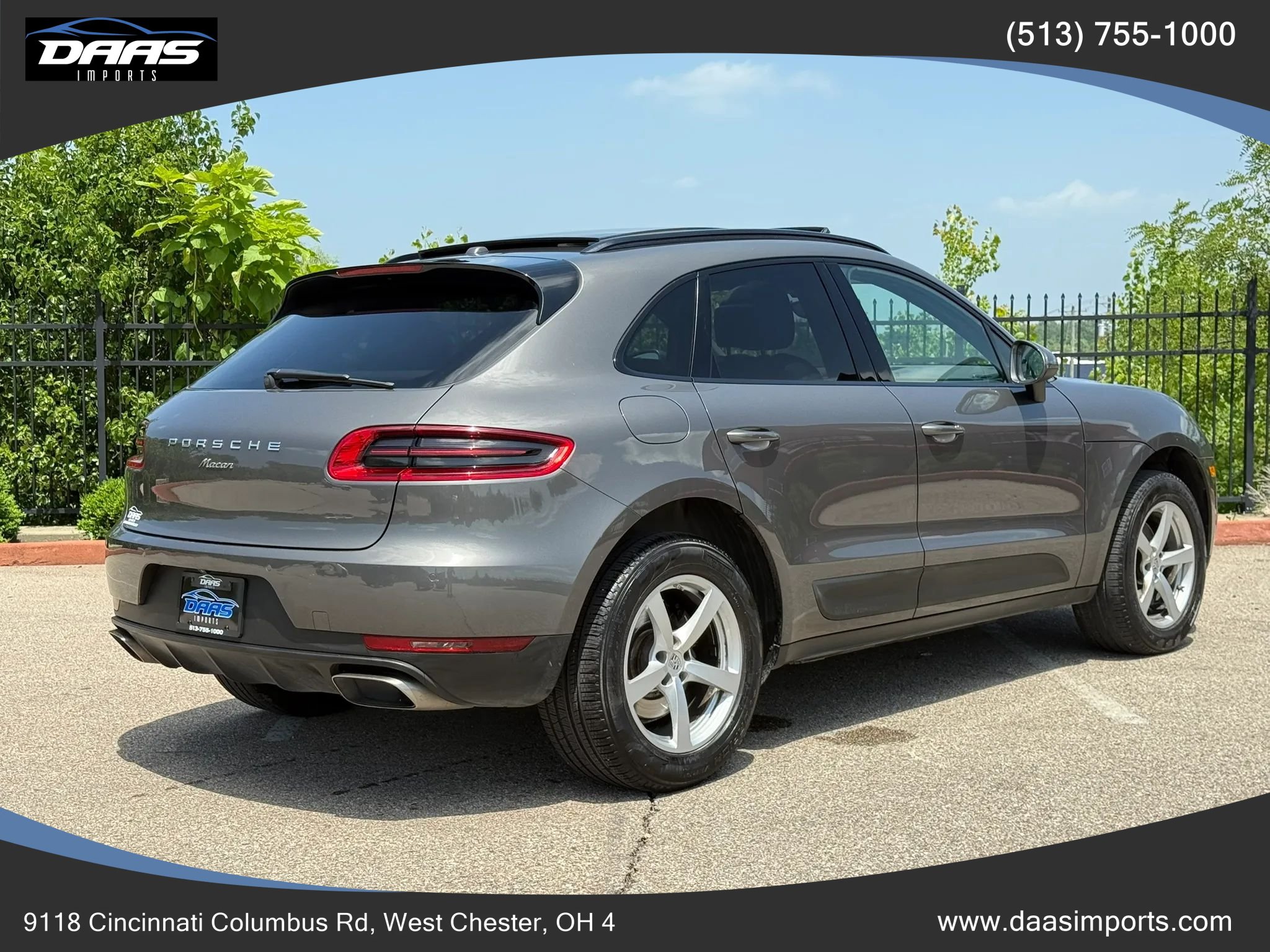 Used 2018 Porsche Macan AWD/4WD image 5