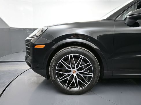 New 2026 Porsche Cayenne AWD/4WD image 12
