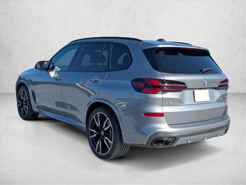 Used 2024 BMW X5 M60i AWD/4WD image 7
