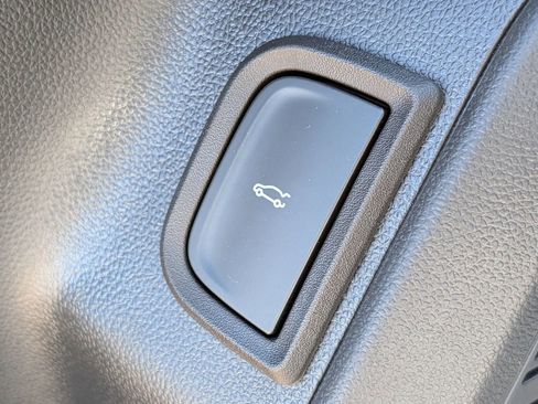 New 2026 GMC Terrain Denali AWD/4WD image 42