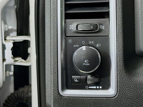 Used 2019 RAM 1500 Classic Warlock w/ Electronics Group RWD image 12