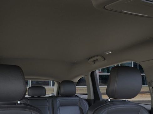 Used 2026 Lincoln Nautilus Premier image 22