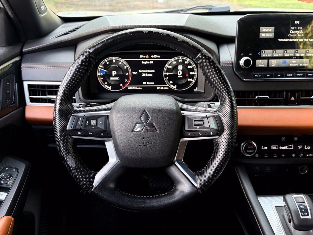 Used 2022 Mitsubishi Outlander SEL AWD/4WD image 15