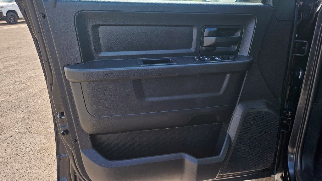Used 2016 RAM 1500 ST w/ SXT Appearance Group AWD/4WD image 24