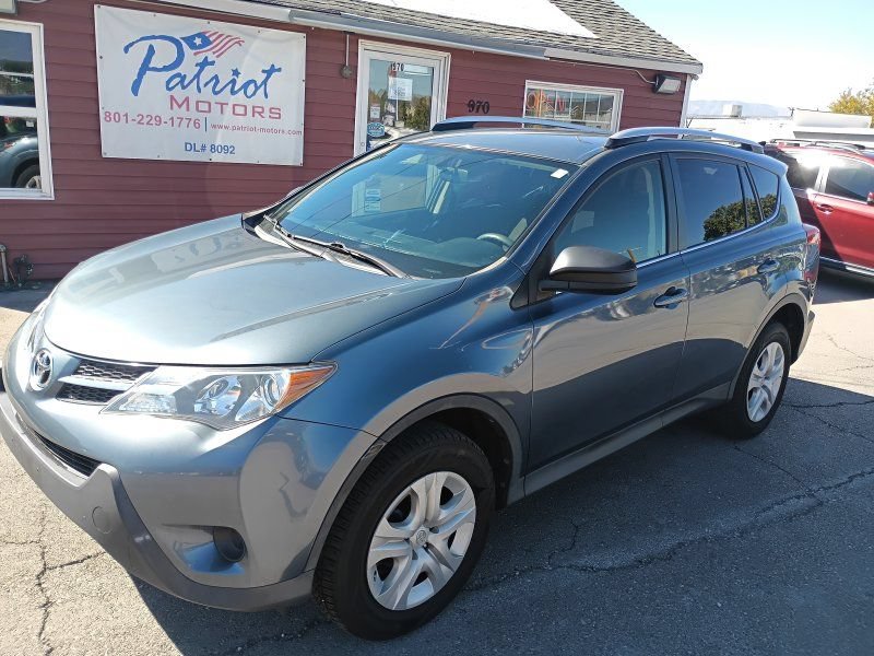 Used 2014 Toyota RAV4 LE AWD/4WD image 1