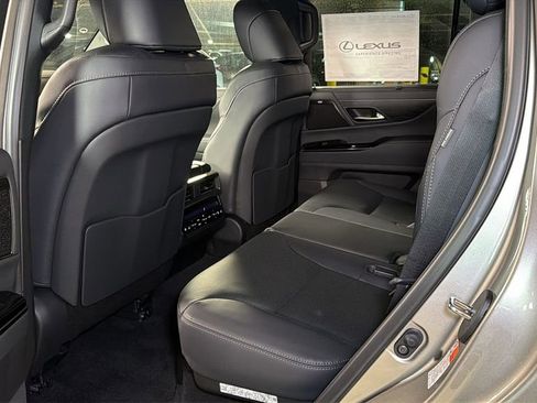 New 2026 Lexus LX 600 4WD w/ Luxury Package image 12