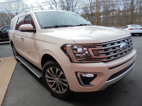 Used 2018 Ford Expedition Max Limited w/ Equipment Group 301A image 2