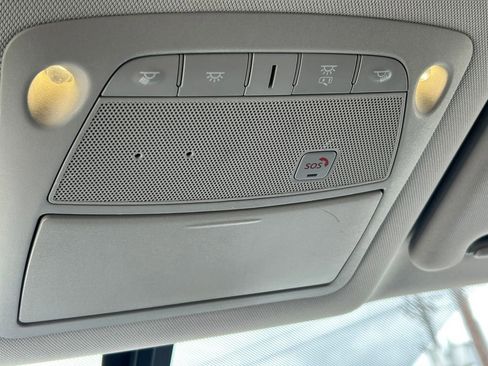 Used 2019 Nissan Pathfinder SL image 20