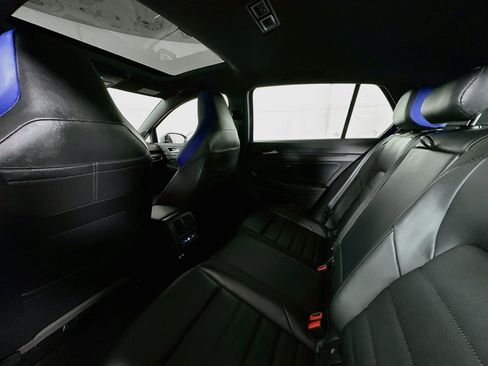 Used 2024 Volkswagen Golf R AWD/4WD image 23