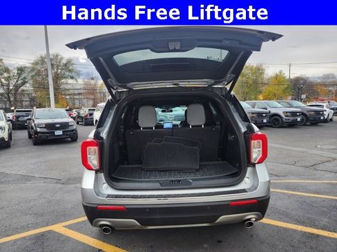 Used 2020 Ford Explorer Limited image 7