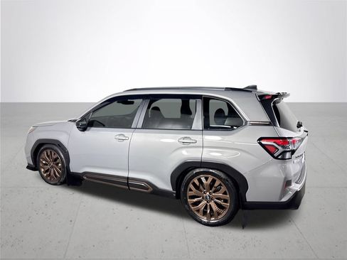 Used 2025 Subaru Forester Sport w/ Popular Package #1 AWD/4WD image 8