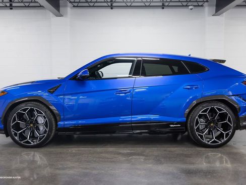Used 2024 Lamborghini Urus Performante AWD/4WD image 7