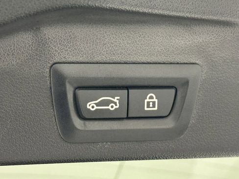 Used 2021 BMW X5 sDrive40i w/ M Sport Package image 23