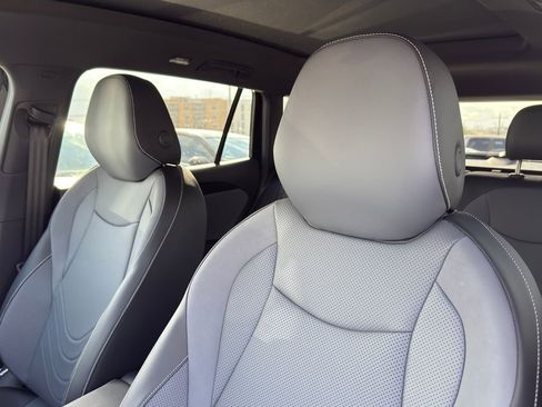 New 2026 Volkswagen Tiguan SE R-Line image 11